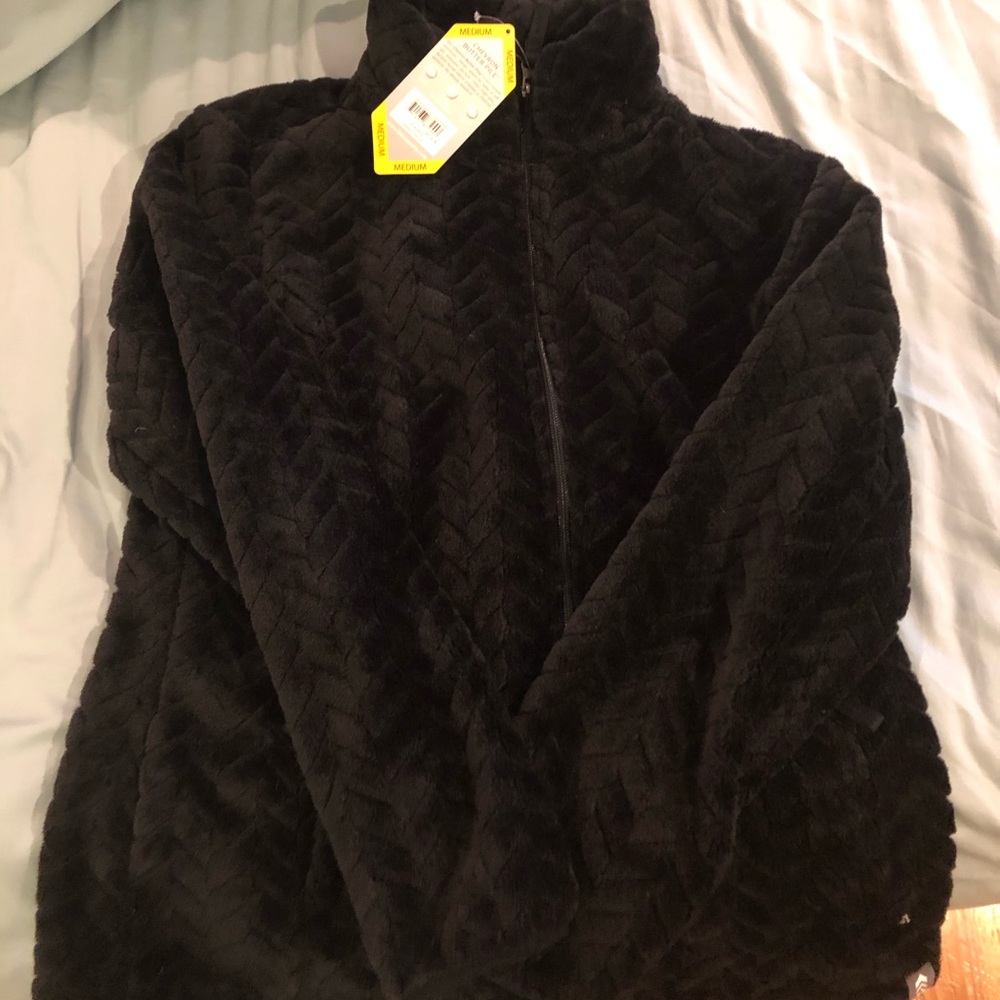 Black full zip jacket! Sz medium NWT